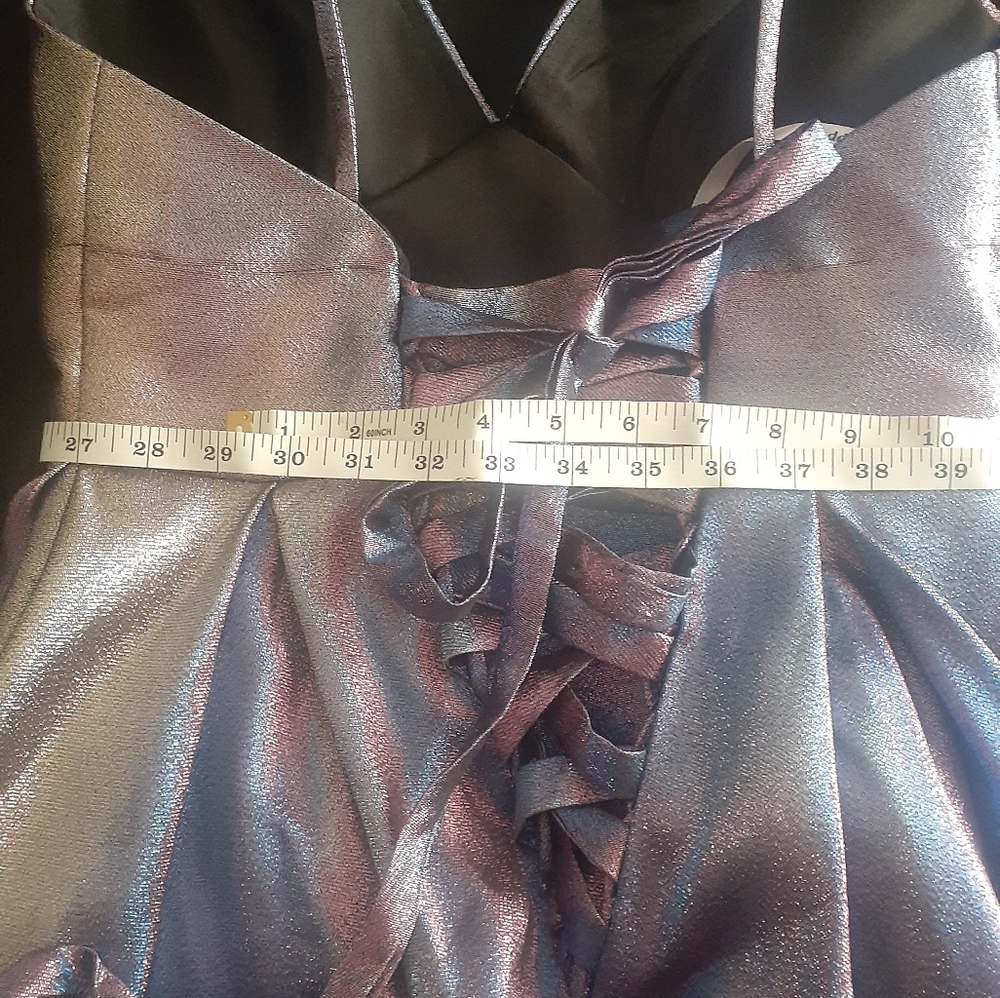 Multi colored gown - Picture 4 of 14